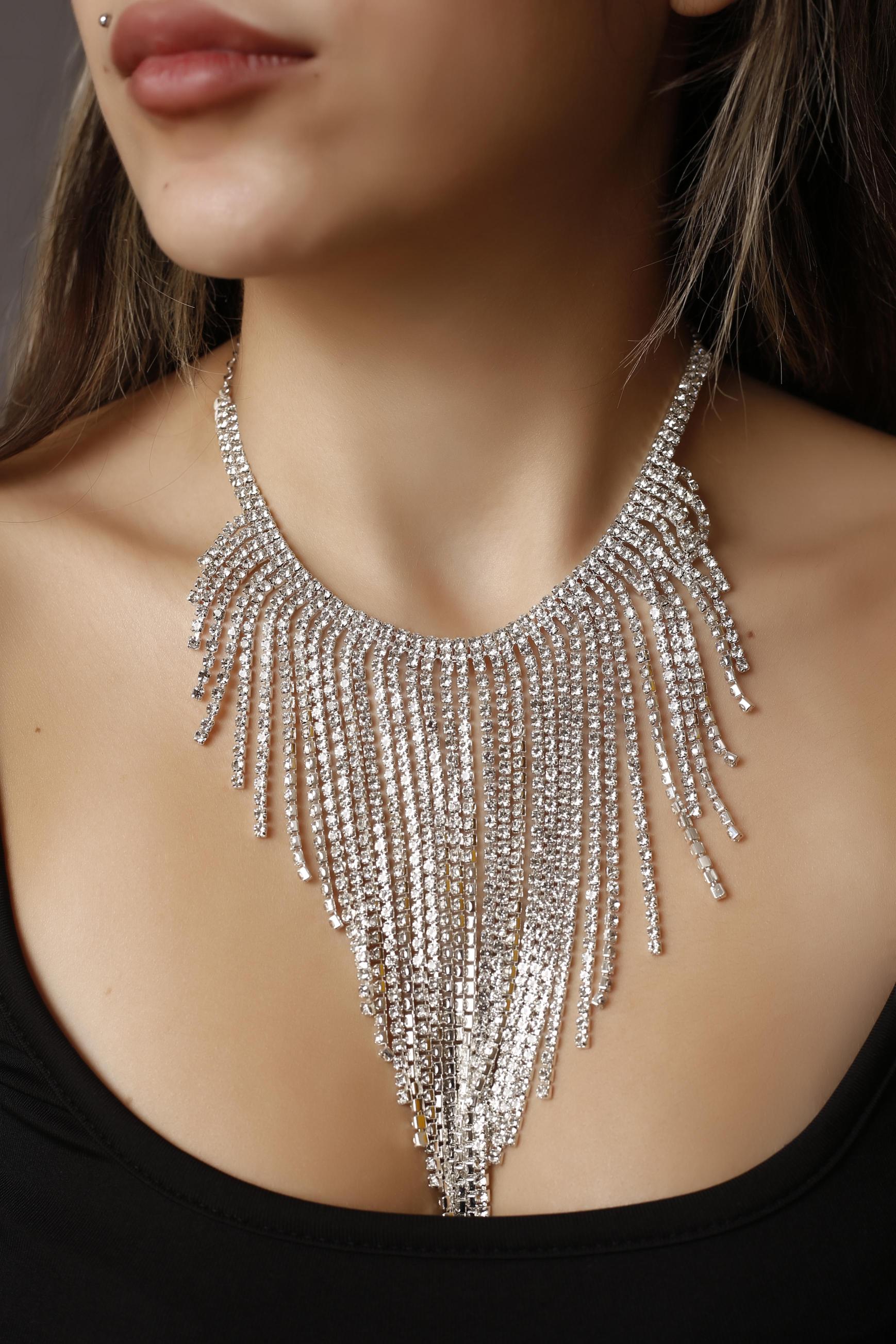 Kristal Taşlı Püsküllü Kolye Choker Gelin Kolyesi Nişan Kolyesi Gerdanlık