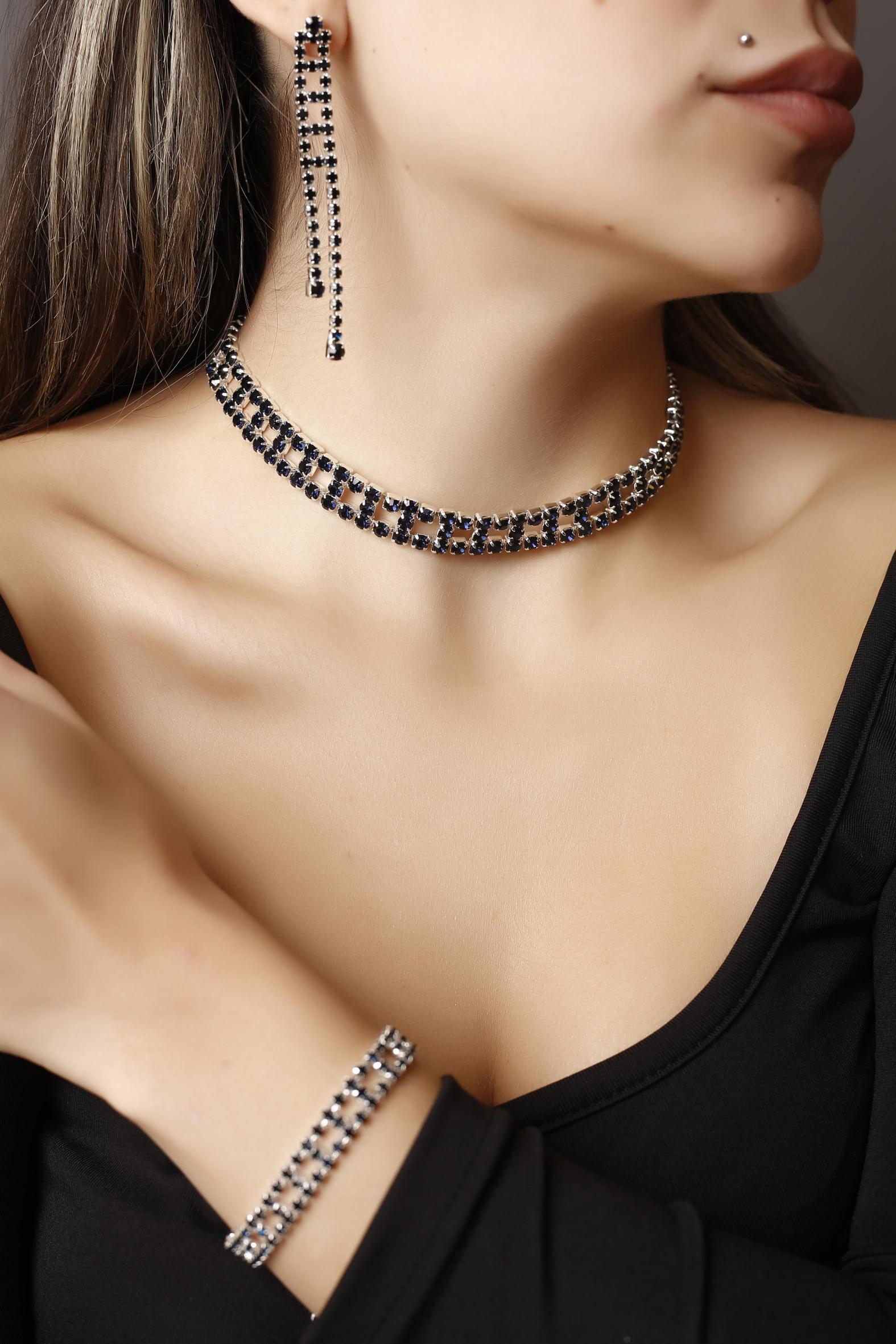 Stylish Tasarım Siyah Taşlı Kristal Choker Kolye, Küpe ve Bileklik Set Pırlanta Gibi 3’lü Set  Set Günlük, Davet, Düğün, Nişan, Abiye Set