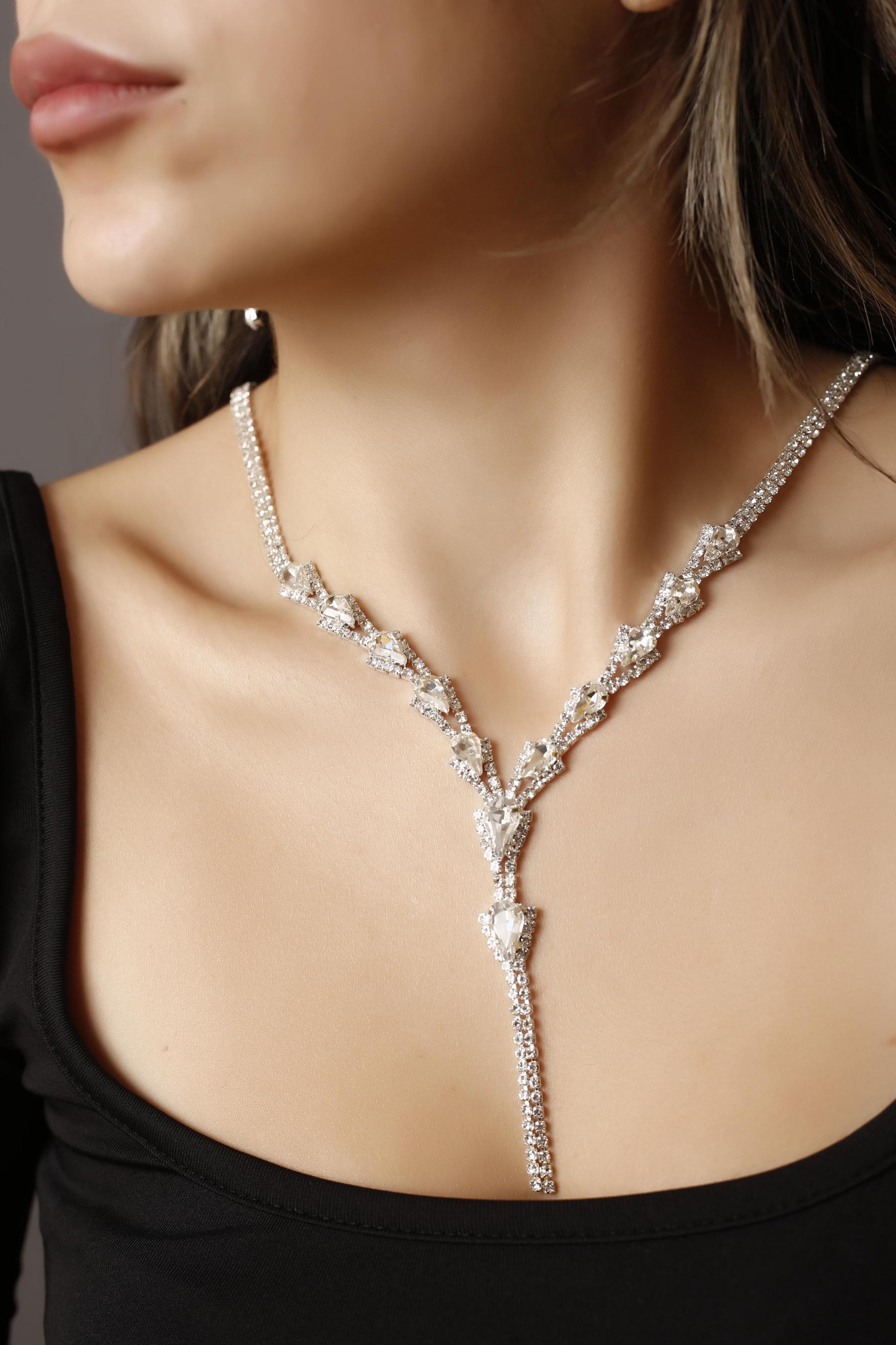 Silver Damla Taşlı Su Yolu Kolye,Küpe ve Bileklik Seti 3’lü Set Davet Düğün Nişan Abiye Set