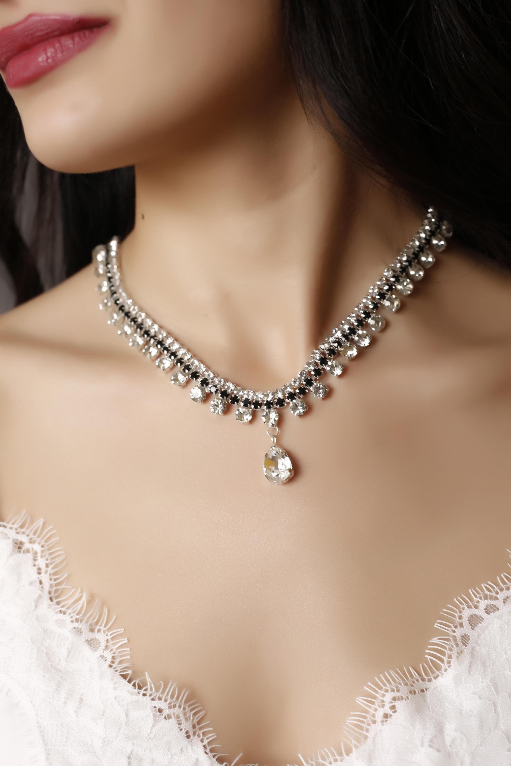 Beyaz Damla Taşlı Zirkon Choker Kolye Gerdanlık Tasarım Choker Kolyesi Davet Kolyesi