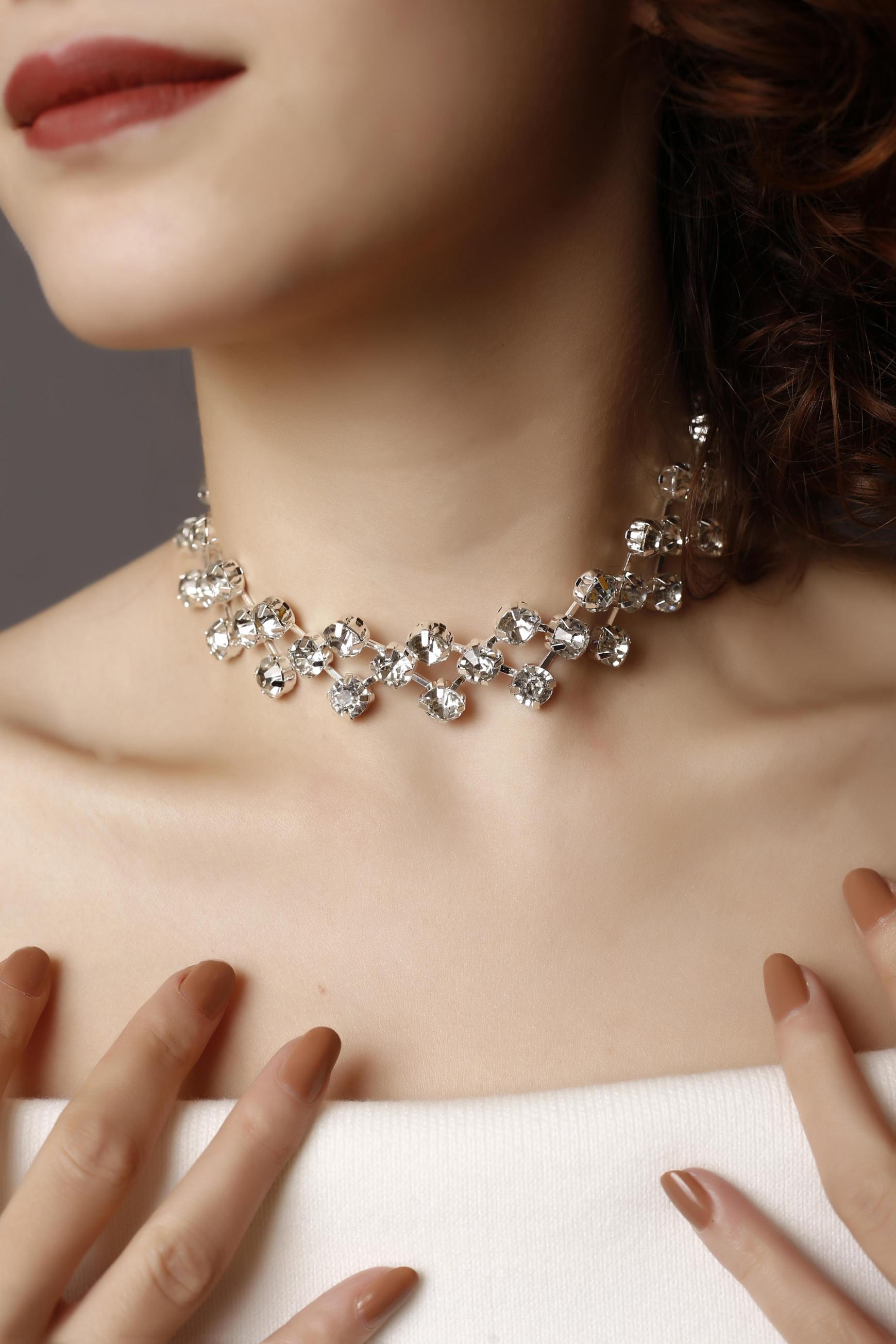 Çapraz Taşlı Silver Choker Kolye, Pırlanta Gibi, Taşlı Choker, Su Yolu Choker Kolye, Gerdanlık