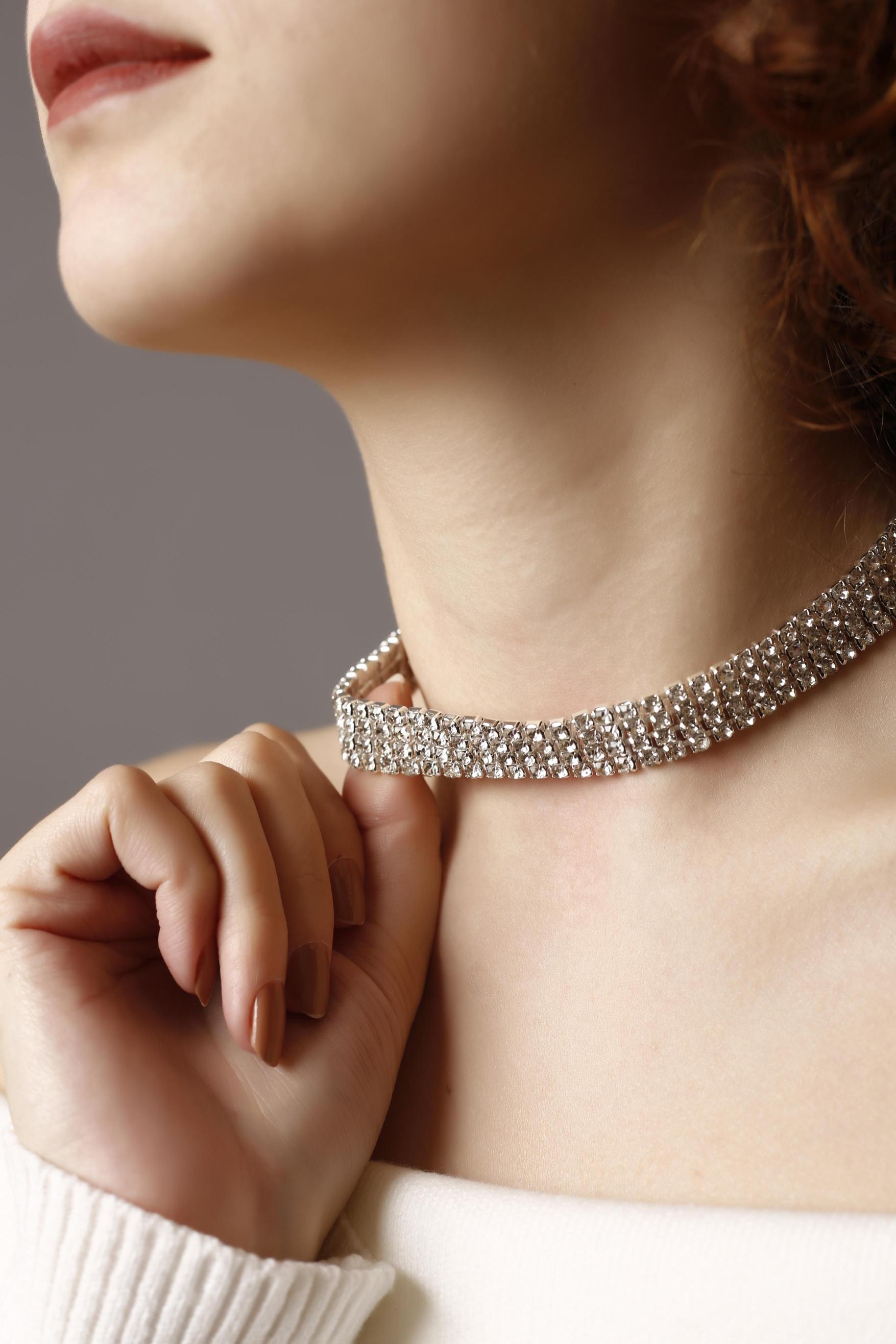 4 Sıralı Taşlı Silver Choker Kolye, Taşlı Choker, Su Yolu Choker Kolye Choker