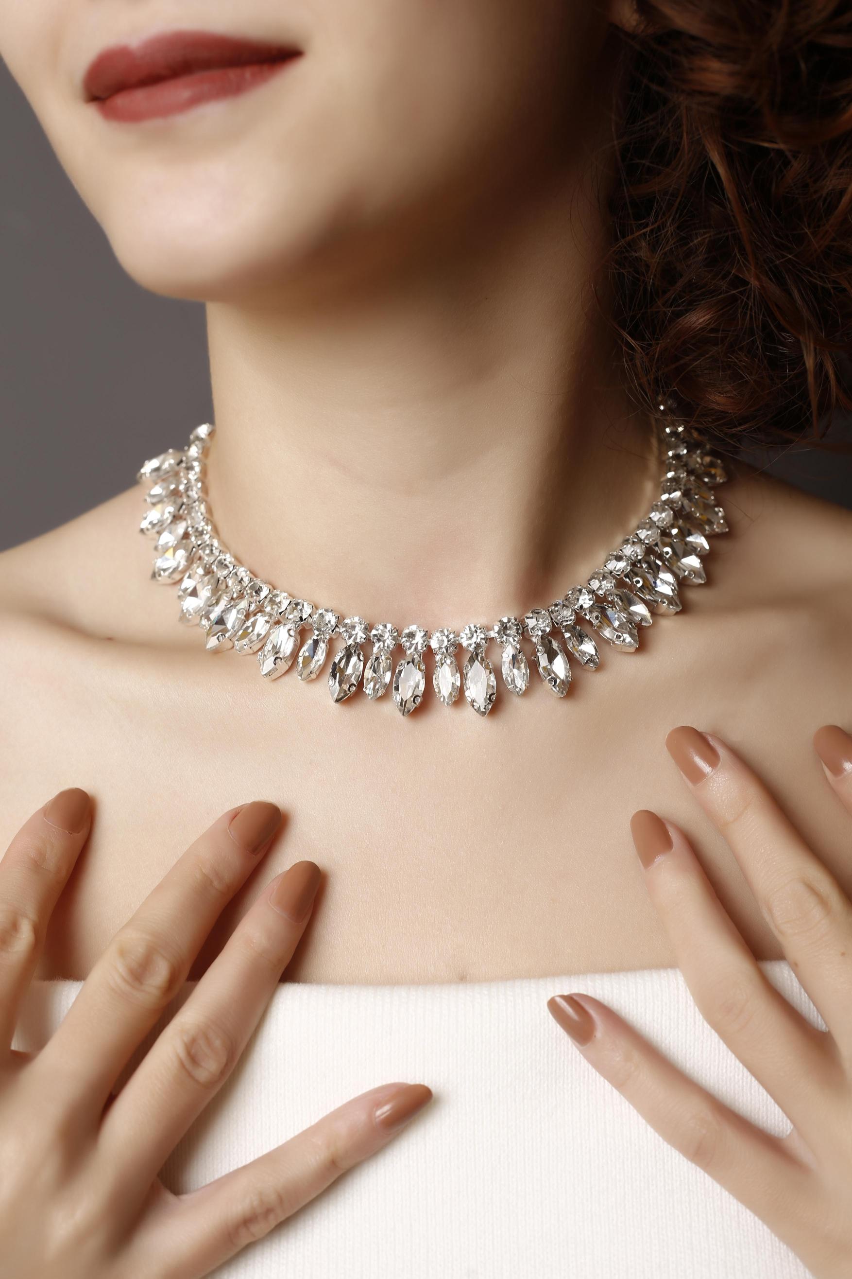 Geometrik Taşlı Silver Choker Kolye, Pırlanta Gibi, Taşlı Choker, Su Yolu Choker Kolye, Gerdanlık