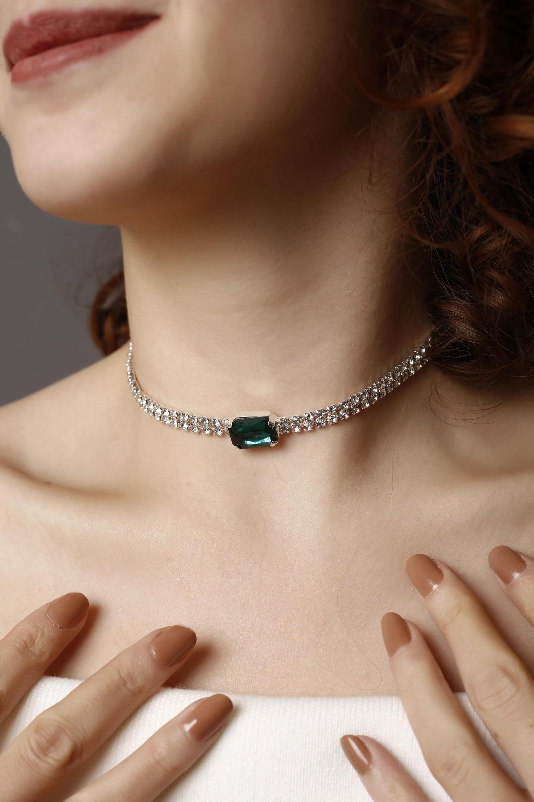 Yeşil Baget Taşlı Choker Kolye, Stylish Taşlı Choker, Su Yolu Choker Kolye, Gerdanlık, Boyunluk