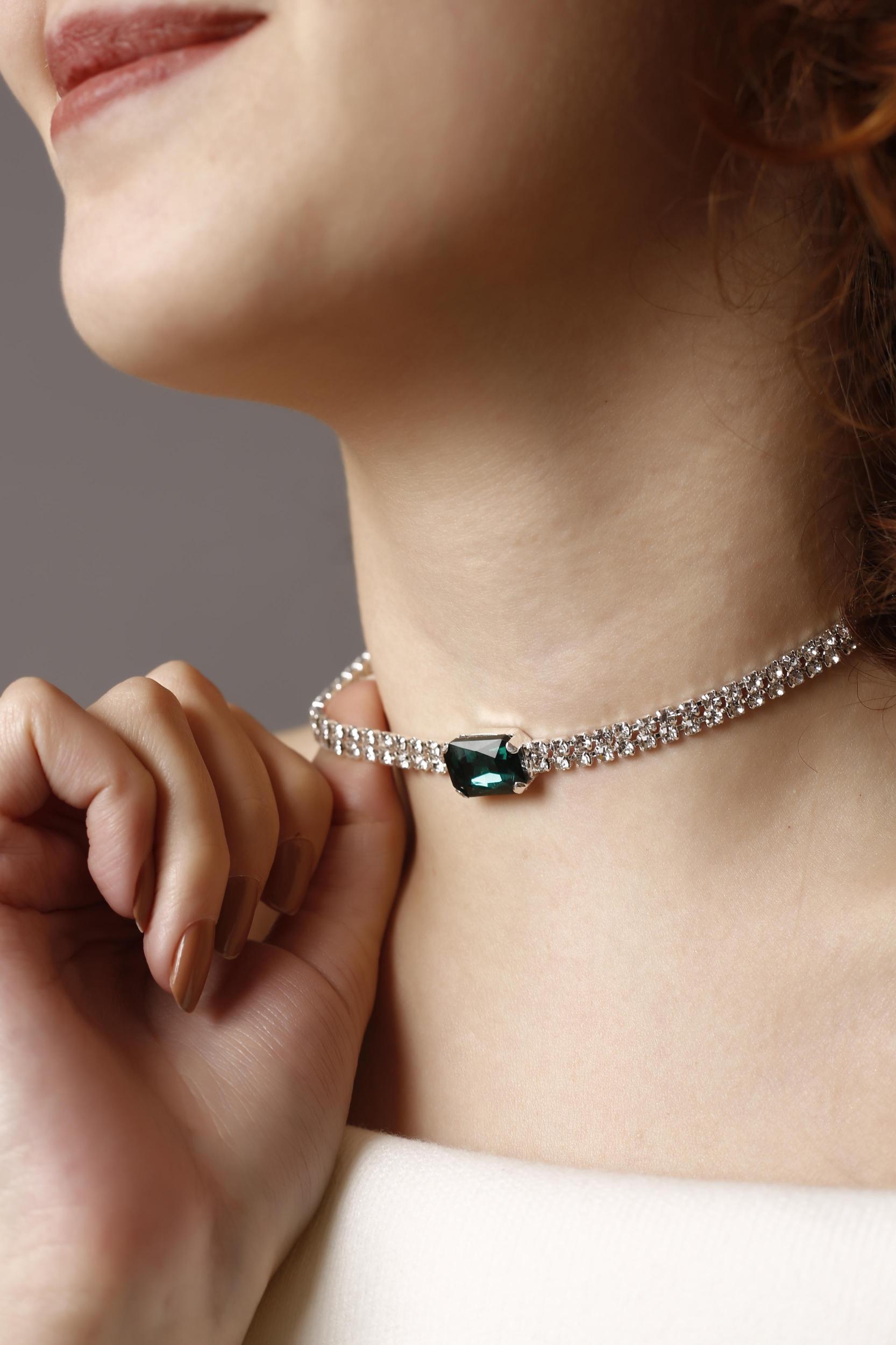 Yeşil Baget Taşlı Choker Kolye, Stylish Taşlı Choker, Su Yolu Choker Kolye, Gerdanlık, Boyunluk