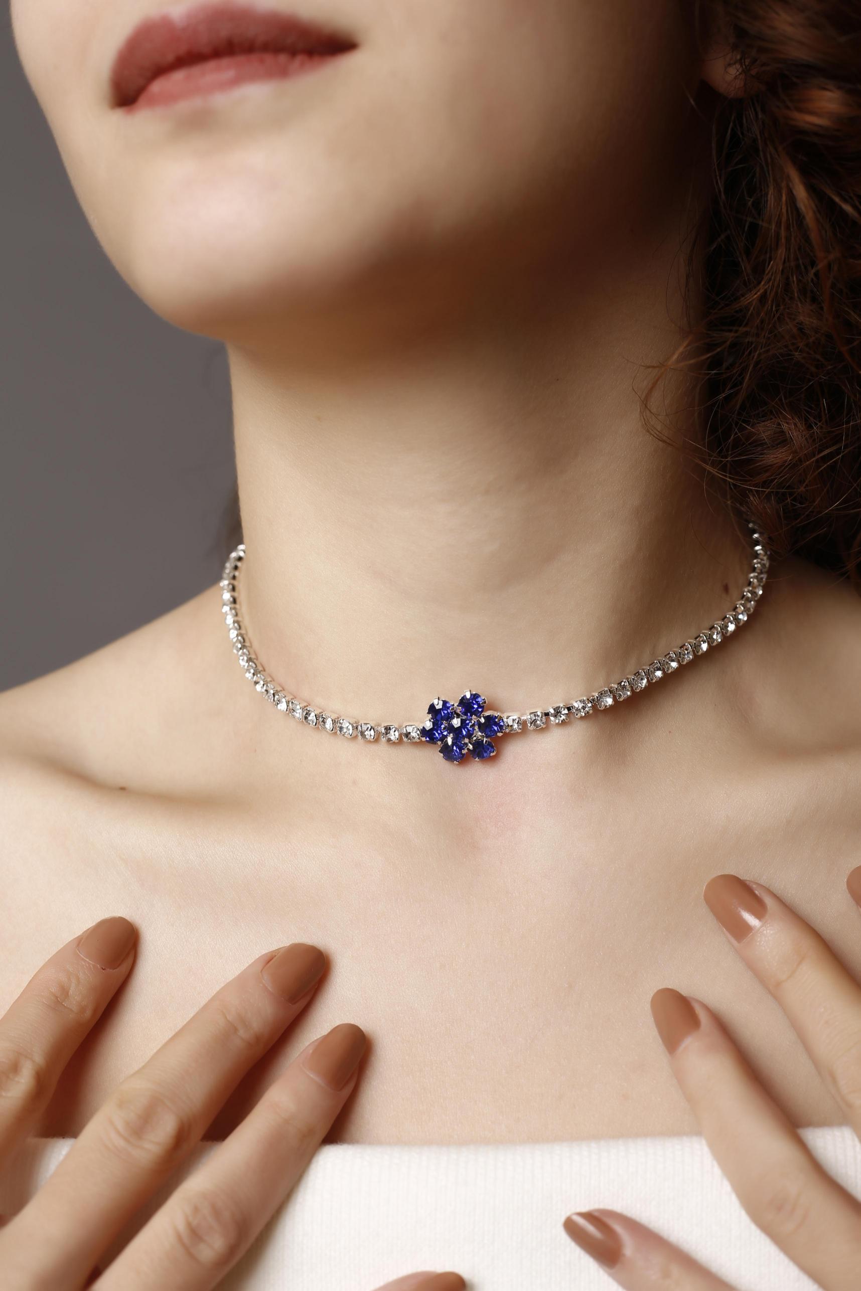 Mavi Taşlı Çiçek Choker Kolye, Stylish Taşlı Choker, Su Yolu Choker Kolye, Gerdanlık, Boyunluk