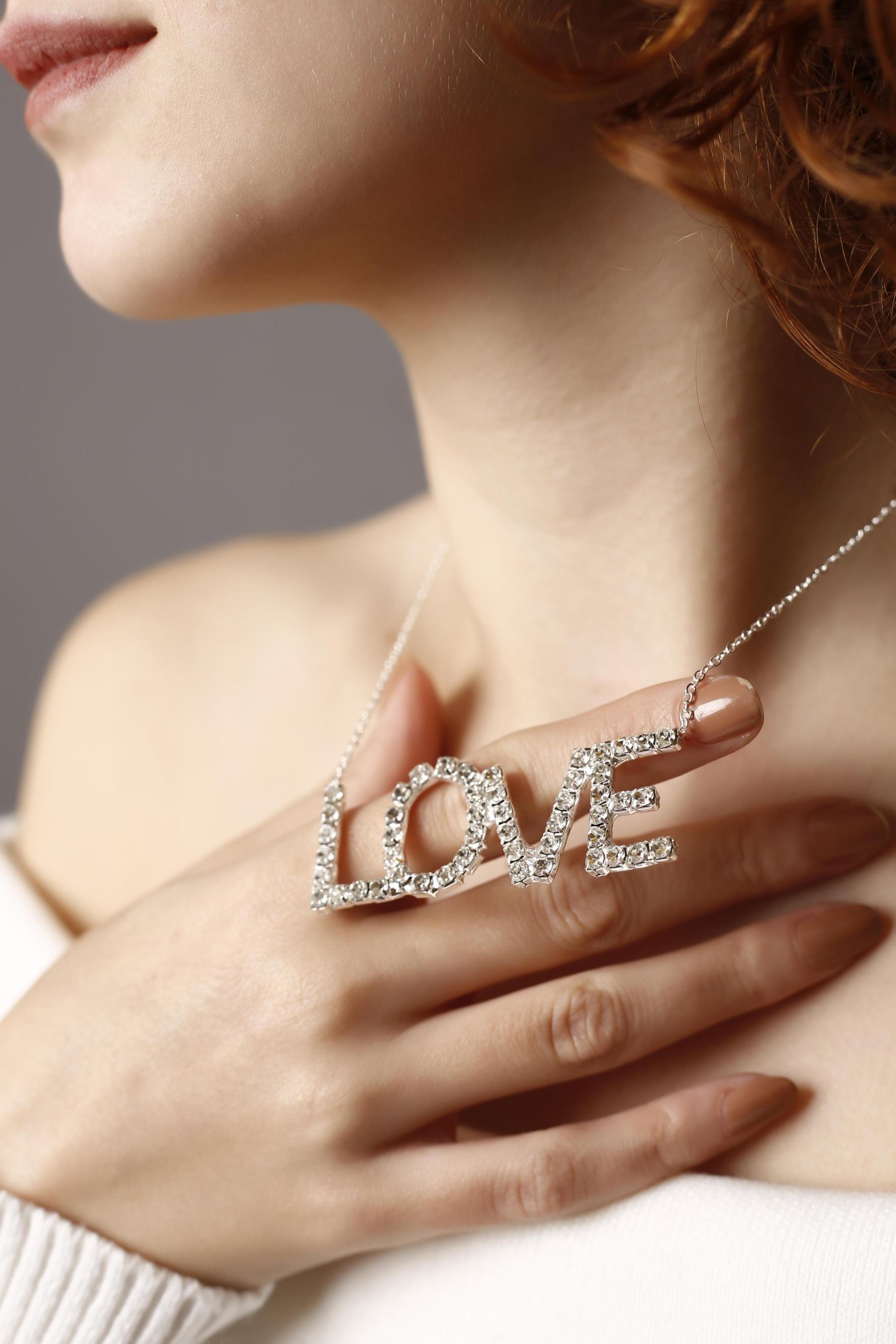Love Tasarım Kolye, Love Taşlı Kolye, Su Yolu Kolye, Gerdanlık Glam Kolye