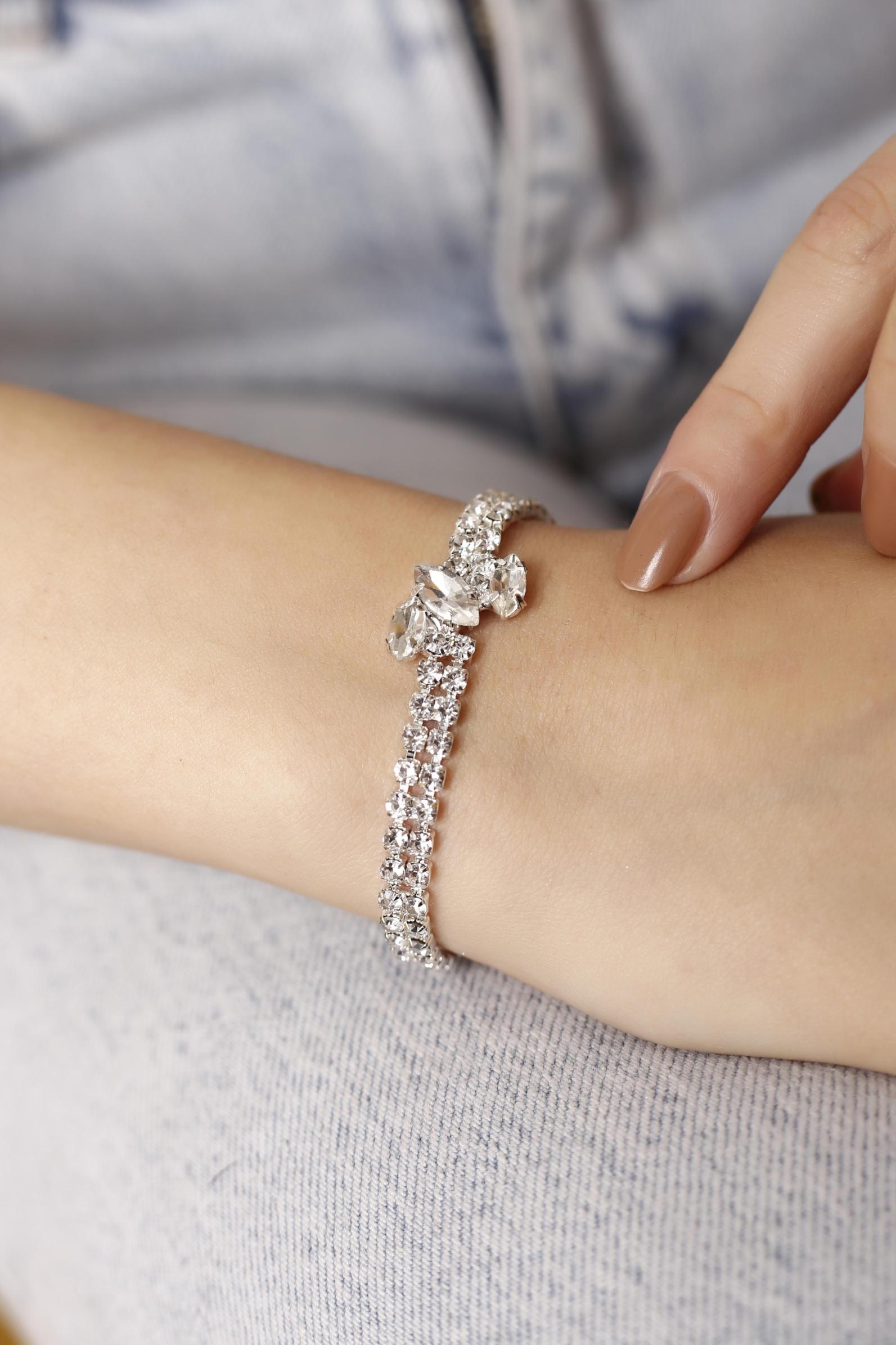 Zirkon Taşlı Rhinestone Su yolu Kolye Küpe Ve Bileklik Seti Gelin Nişan Seti Parti Davet Seti 3’lü Set
