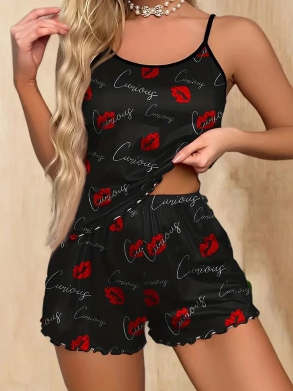 Askılı Kırmızı Dudak Baskılı Şortlu Pijama Takımı