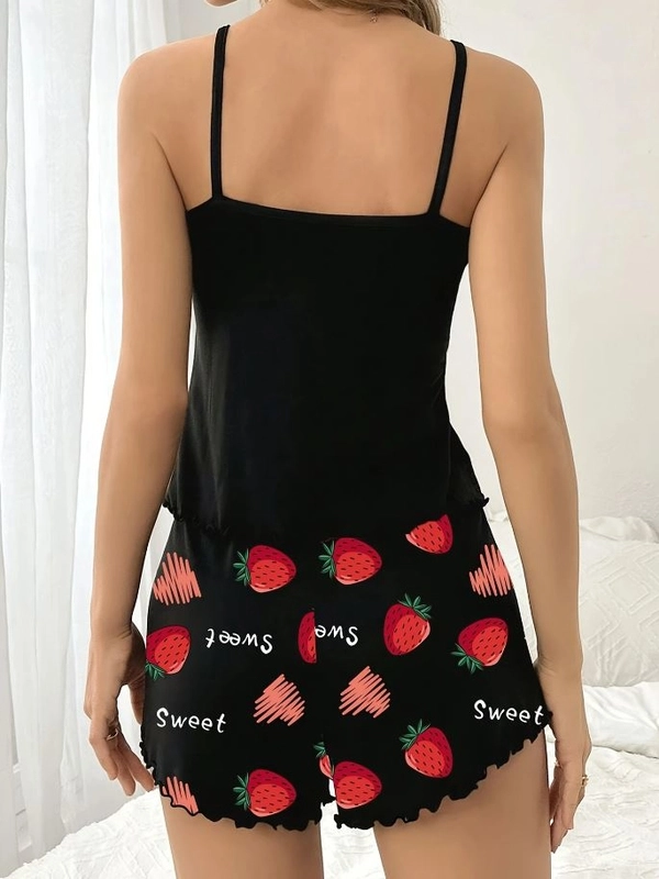 Çilek Baskılı Askılı Şortlu Pijama Takımı
