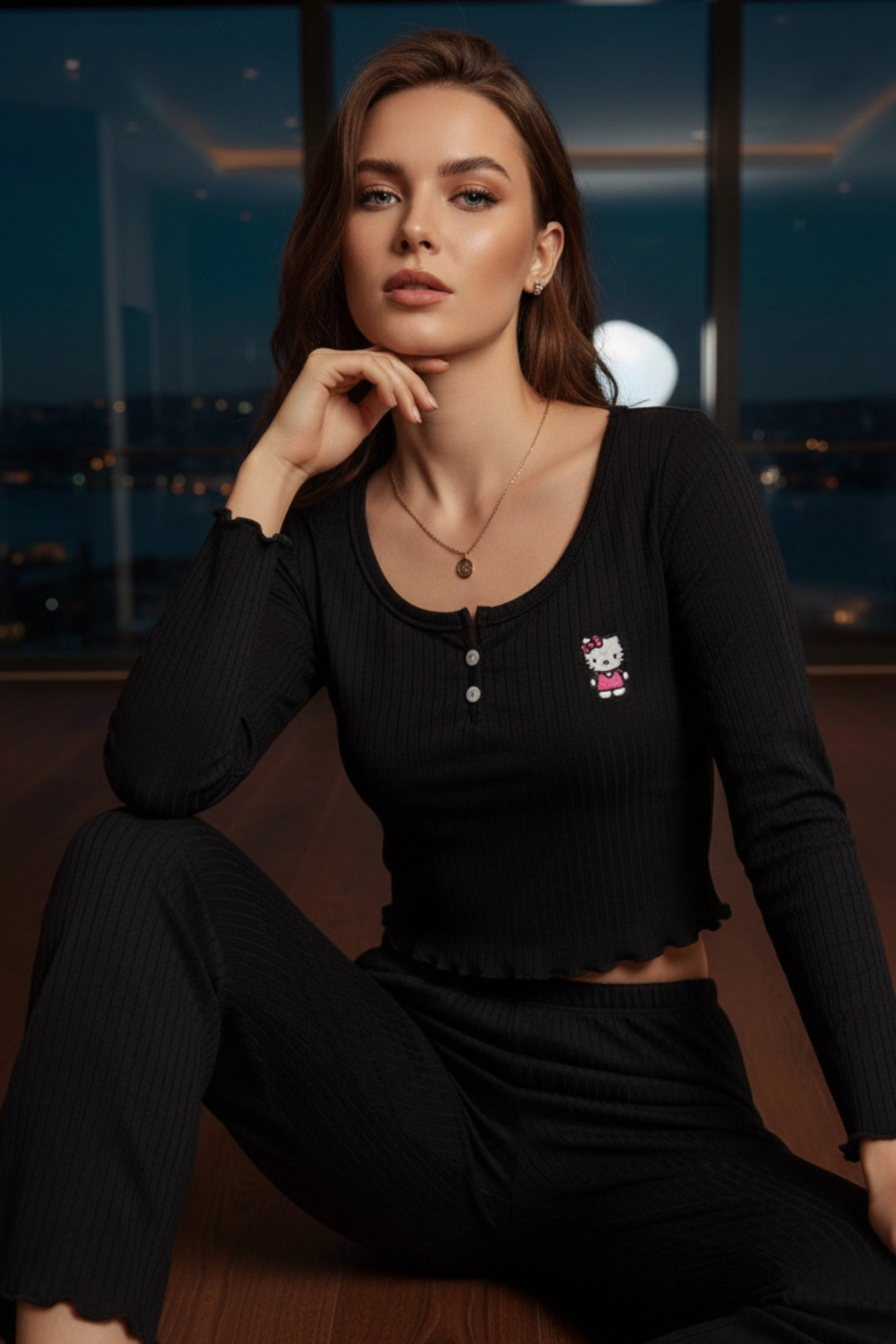 Hello Kitty Nakışlı Pamuklu Kaşkorse Crop ve Pantolon Takımı Premium Pijama Takımı