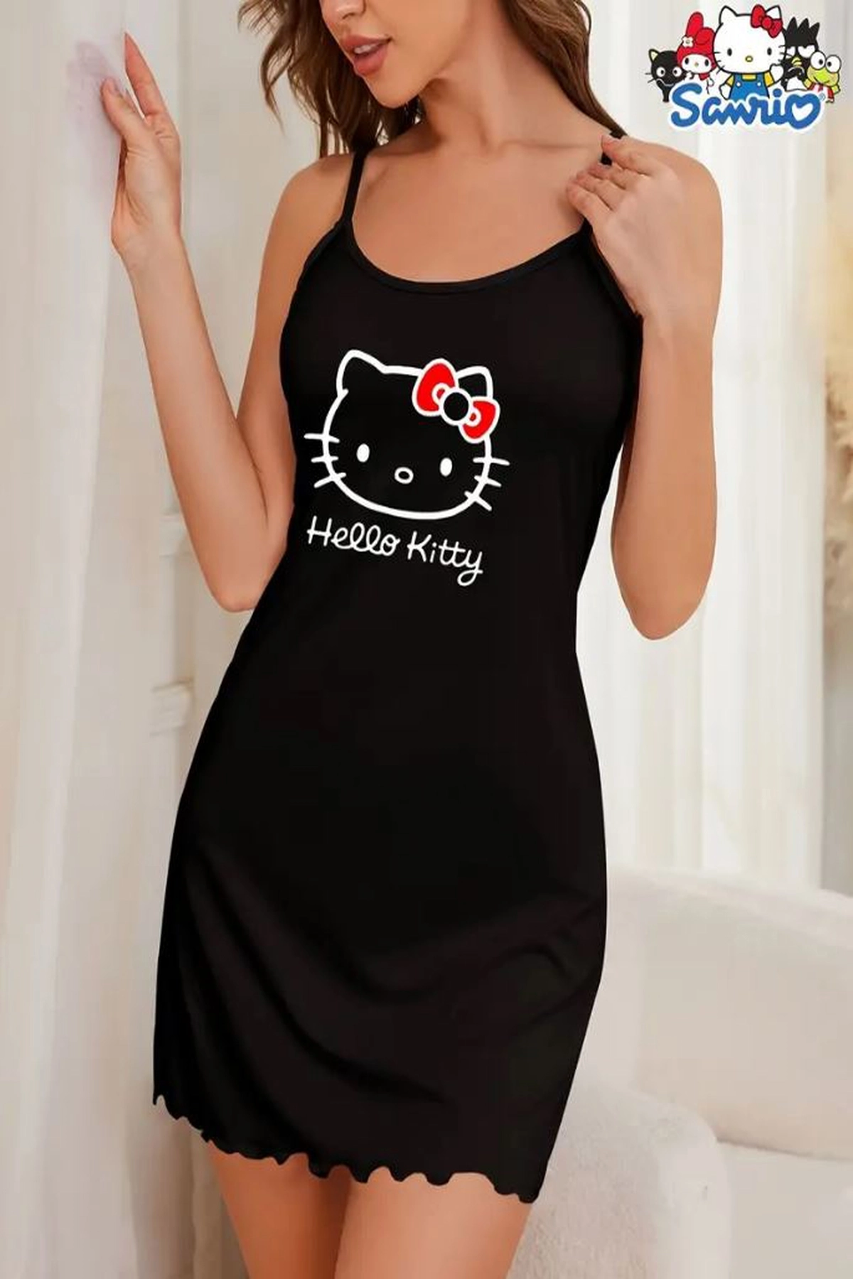 Hello Kitty Baskılı Askılı Siyah Gece Elbisesi - Yumuşacık Gecelik