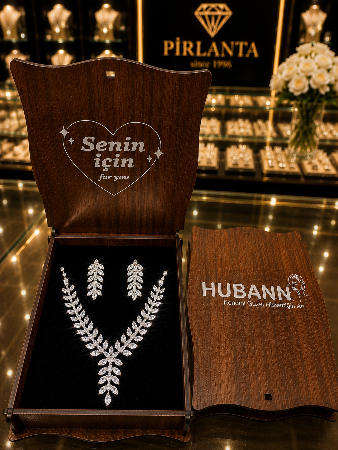 Pırlanta Görünümlü Zirkon Taşlı 3’lü Gelin Takı Seti Kolye Küpe  Silver