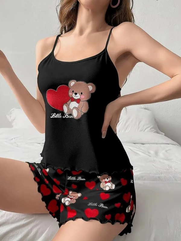 Sevimli Küçük Ayıcık Baskılı Askılı Şortlu Pijama Takımı