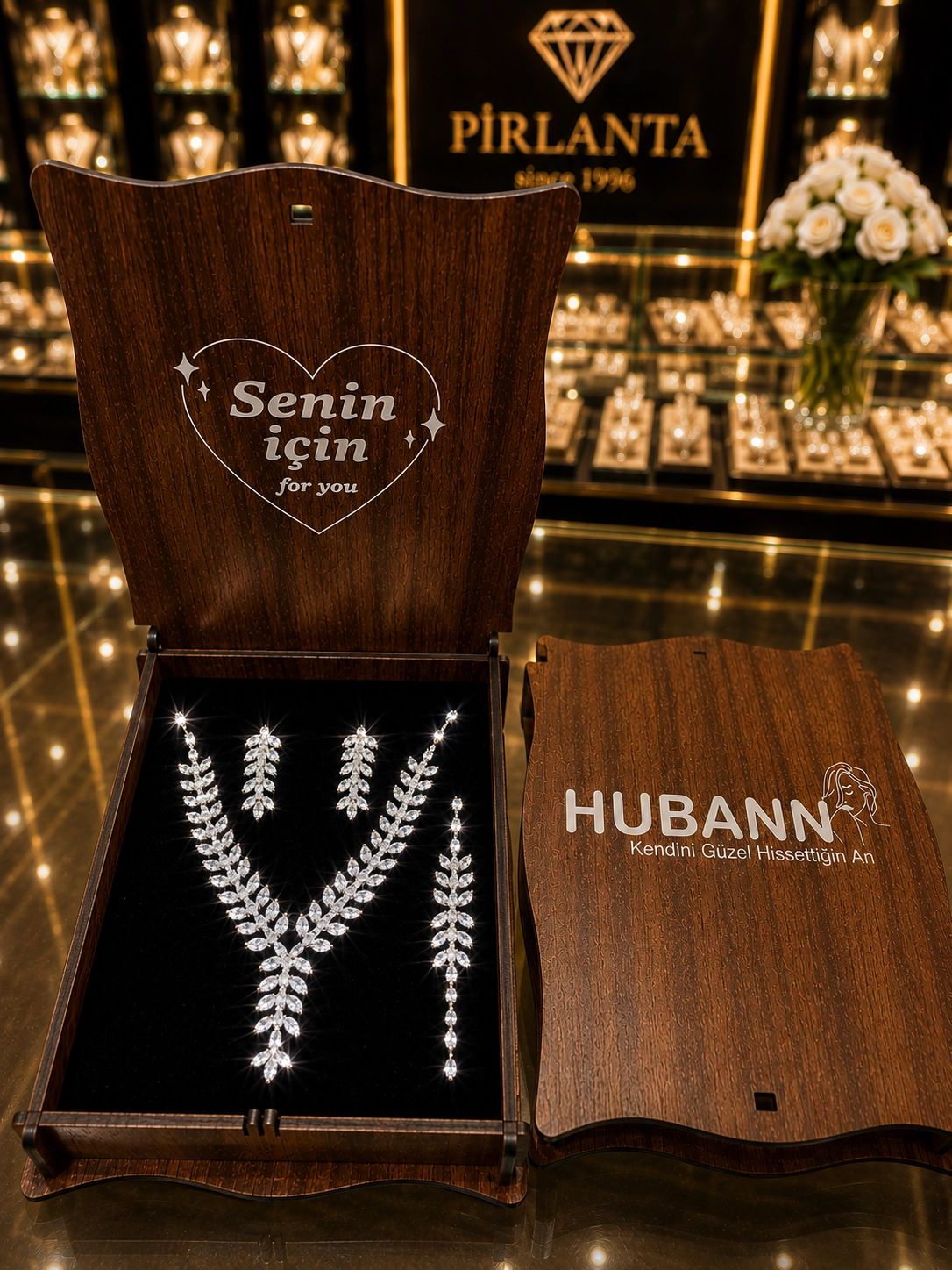 Pırlanta Görünümlü Zirkon Taşlı 3’lü Gelin Takı Seti Kolye Küpe Bileklik  Silver