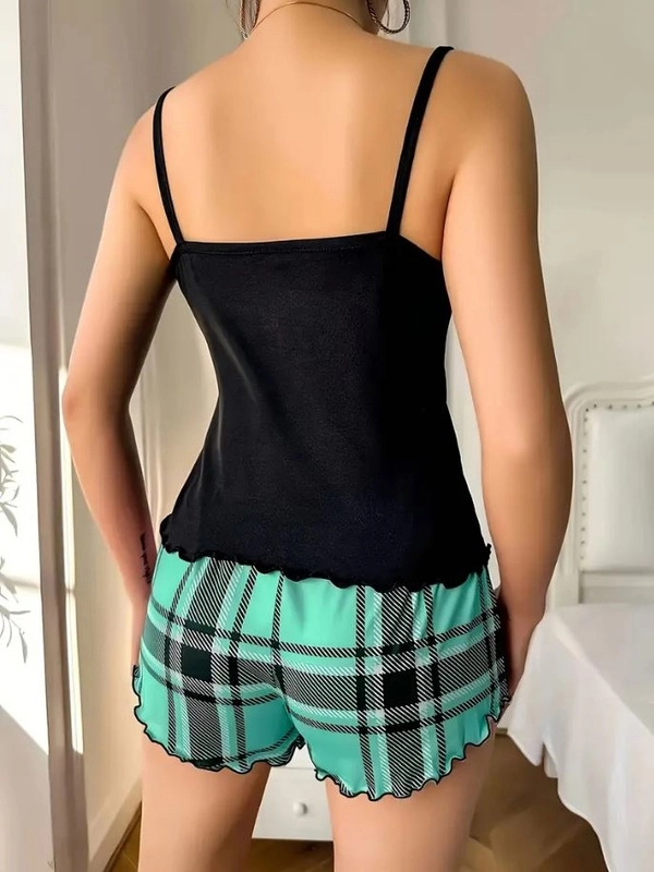 Yeşil Kalp Love Baskılı Askılı Şortlu Pijama Takımı